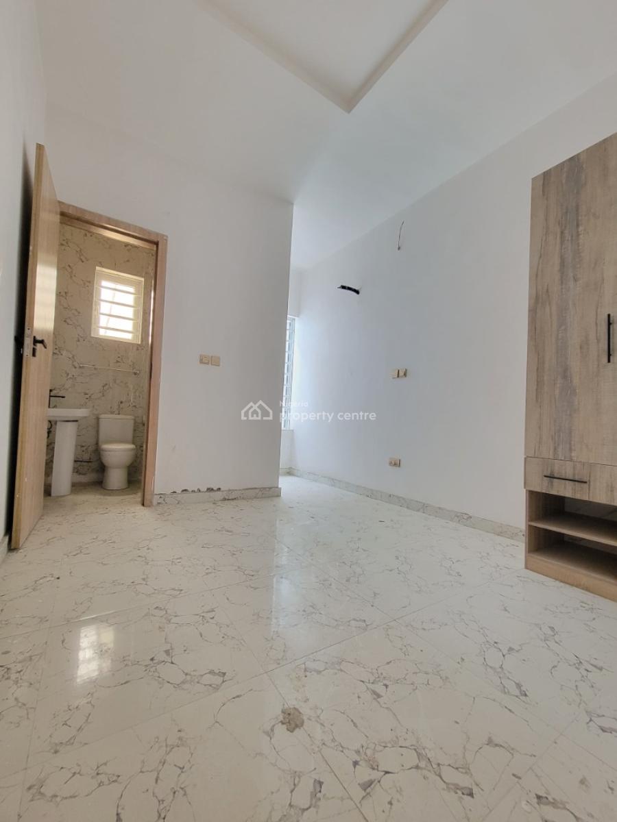 a Beautiful Luxurious  4bedroom Terrace Duplex, Lekki County, Lekki, Lagos, Terraced Duplex for Sale