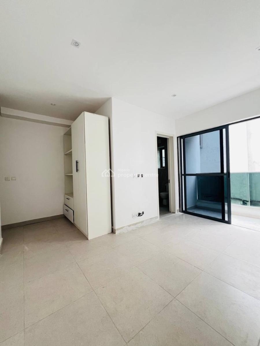 Spacious 2 Bedroom Apartment, Ikate, Lekki, Lagos, Block of Flats for Sale