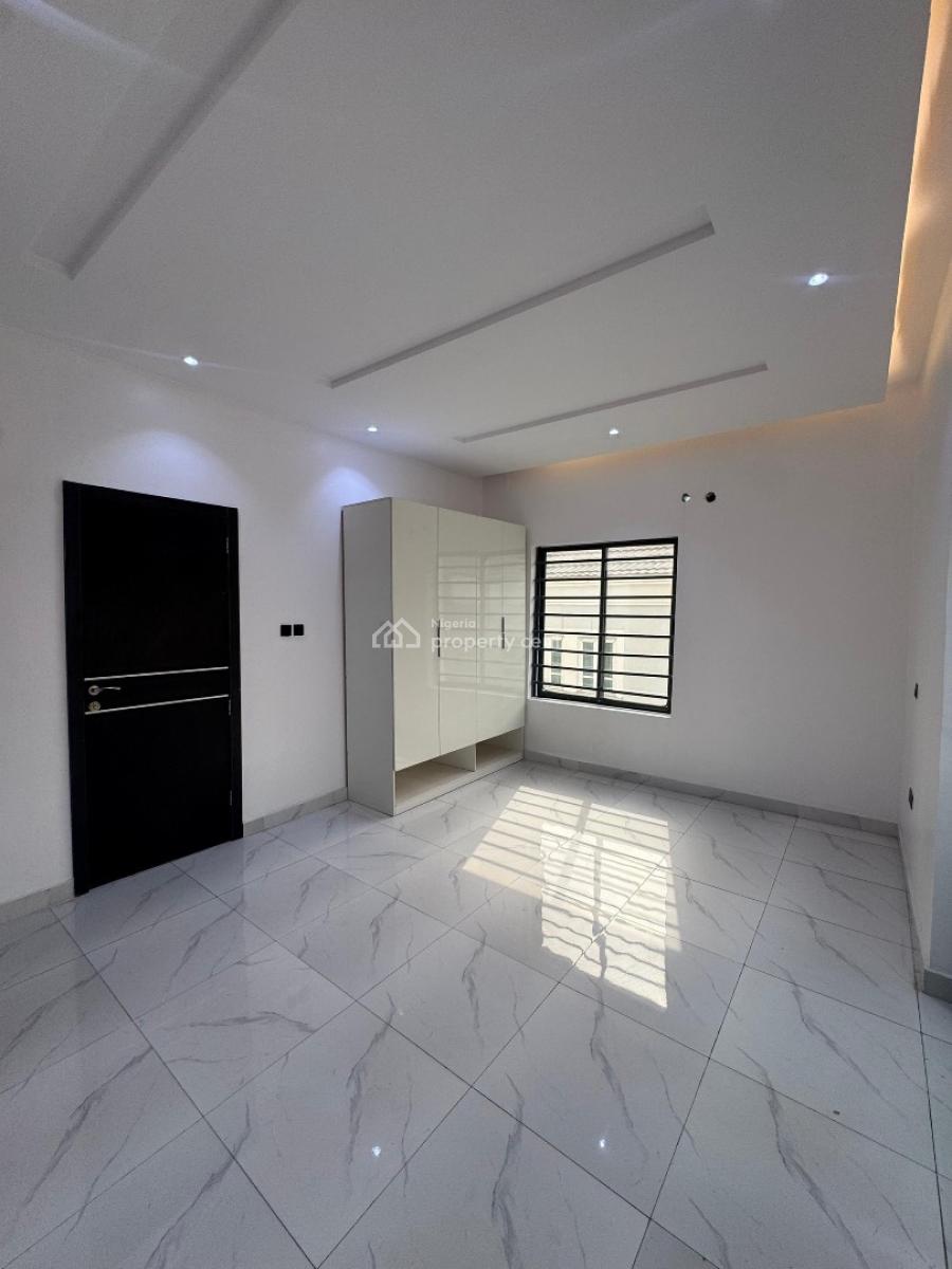 3 Bedroom Apartment + Bq, Lekki Phase 1, Lekki, Lagos, Flat / Apartment for Rent