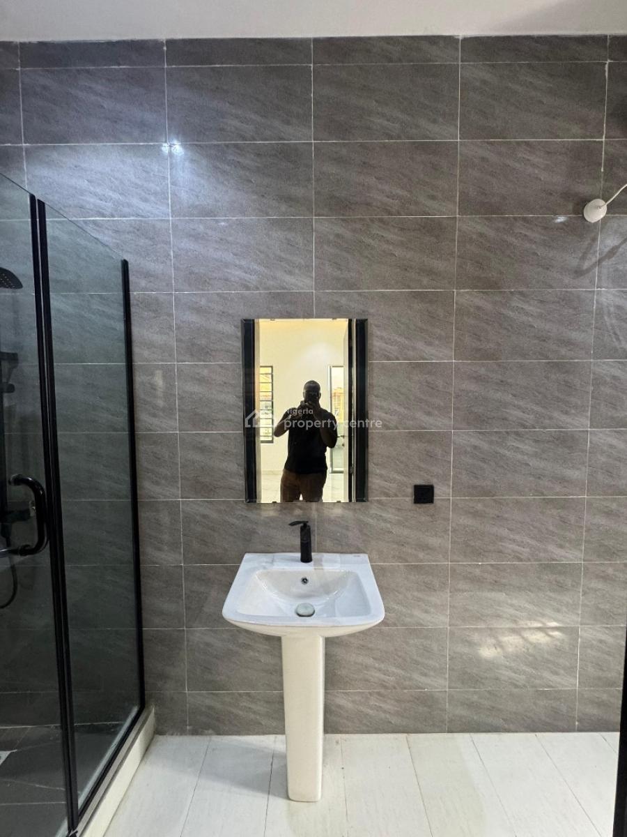 3 Bedroom Apartment + Bq, Lekki Phase 1, Lekki, Lagos, Flat / Apartment for Rent