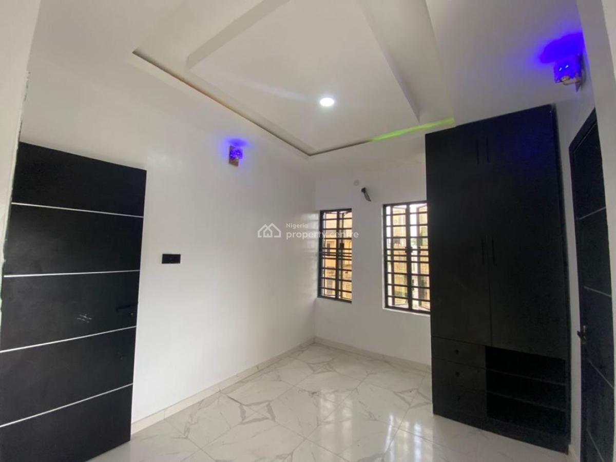 Luxury 4bedroom Duplex Strategically Located  in a Call in Estate, Beach Wood Estate, Bogije, Ibeju Lekki, Lagos, Semi-detached Duplex for Sale