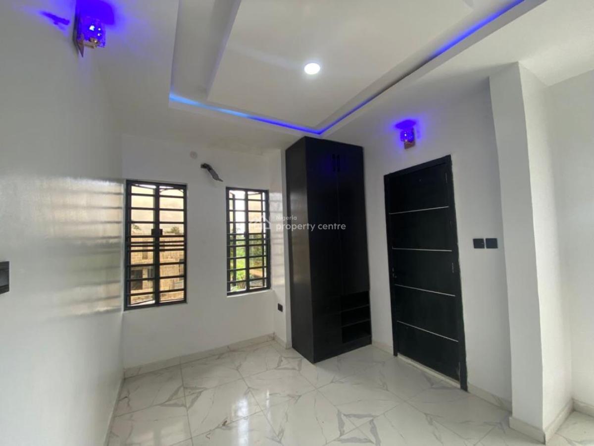 Luxury 4bedroom Duplex Strategically Located  in a Call in Estate, Beach Wood Estate, Bogije, Ibeju Lekki, Lagos, Semi-detached Duplex for Sale