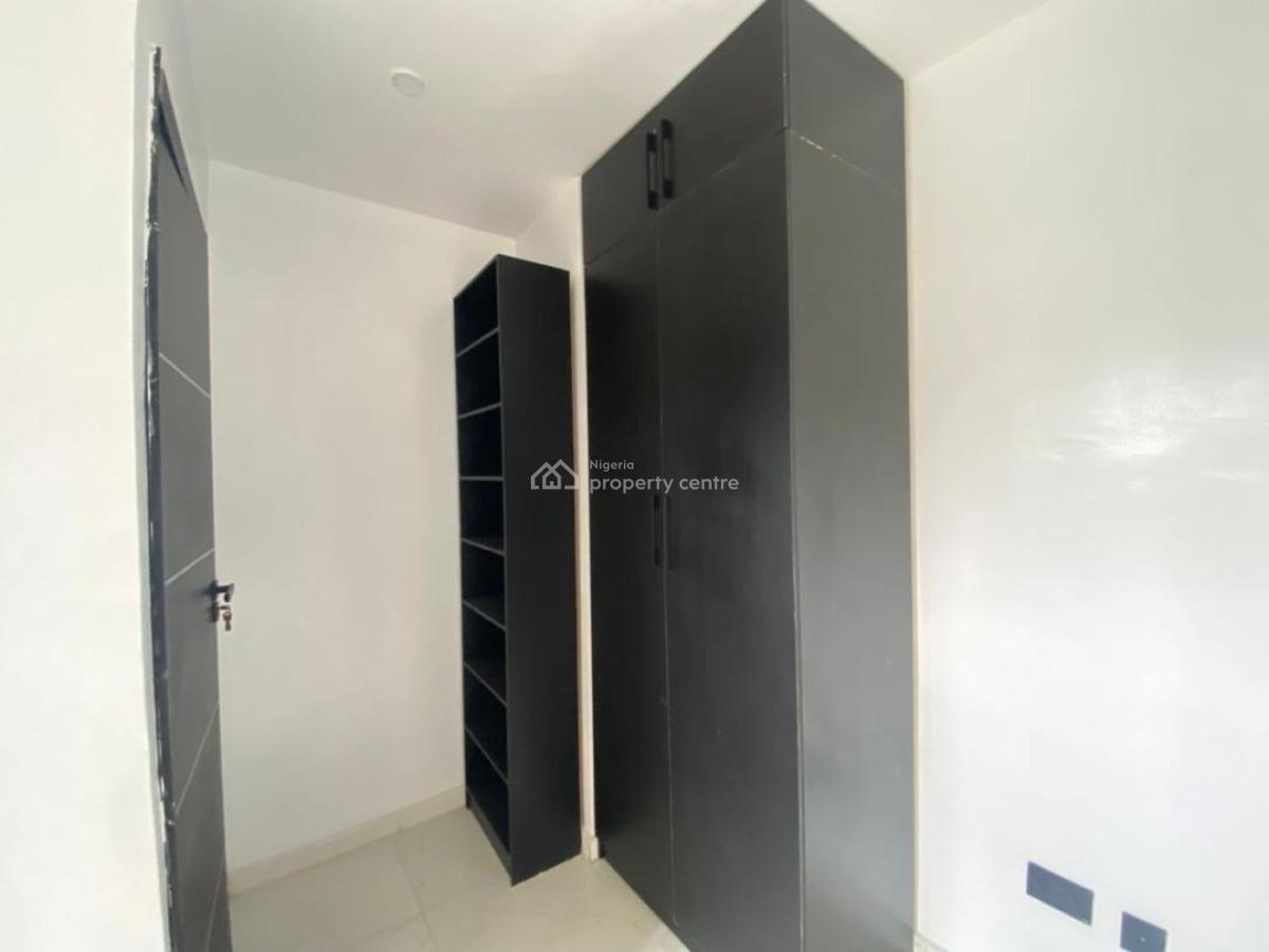 Luxury 4bedroom Duplex Strategically Located  in a Call in Estate, Beach Wood Estate, Bogije, Ibeju Lekki, Lagos, Semi-detached Duplex for Sale