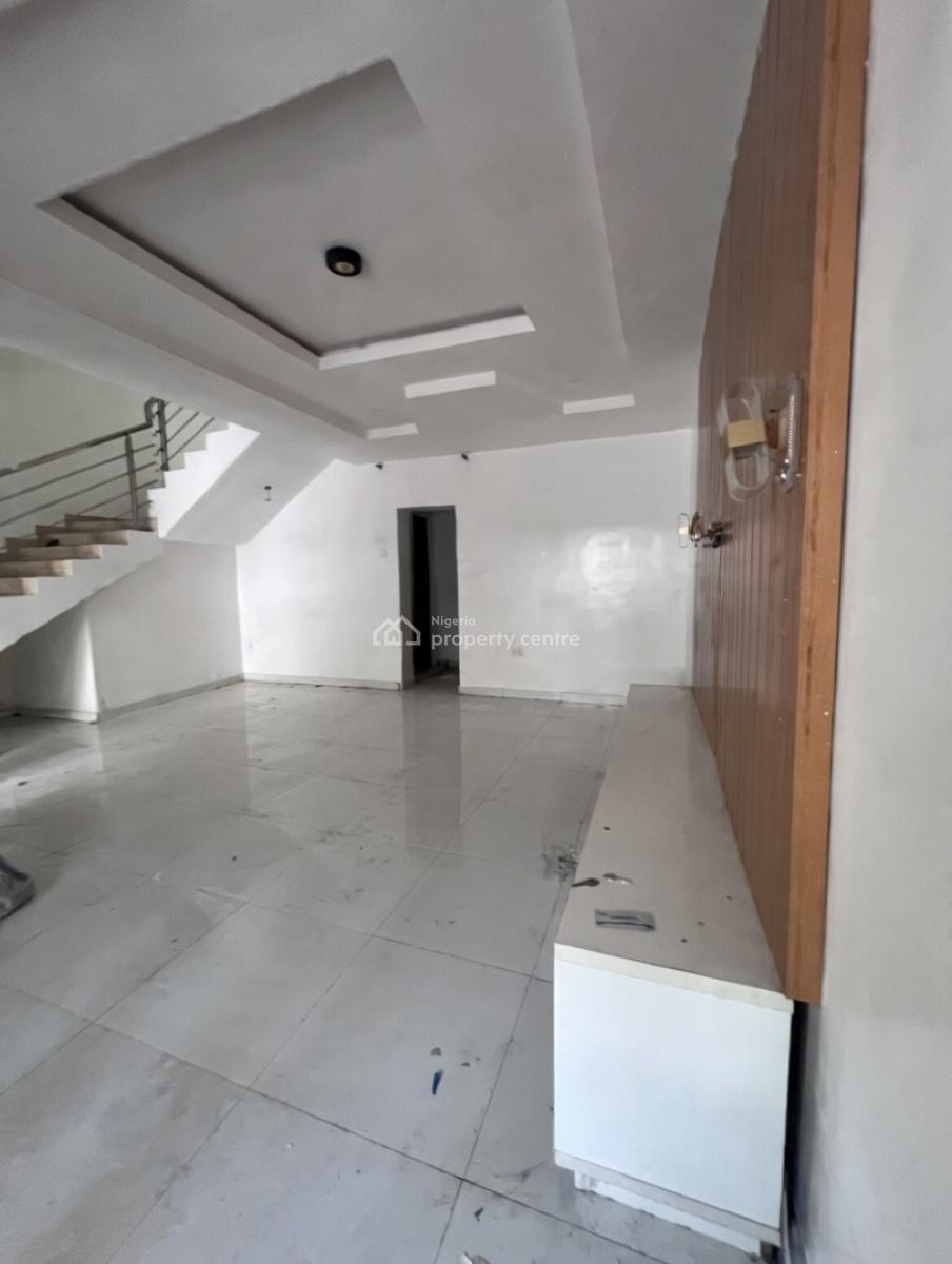 a Well Built 3 Bedroom Duplex, Pepperoni Abraham Adesunya, Lekki Phase 2, Lekki, Lagos, Terraced Duplex for Rent