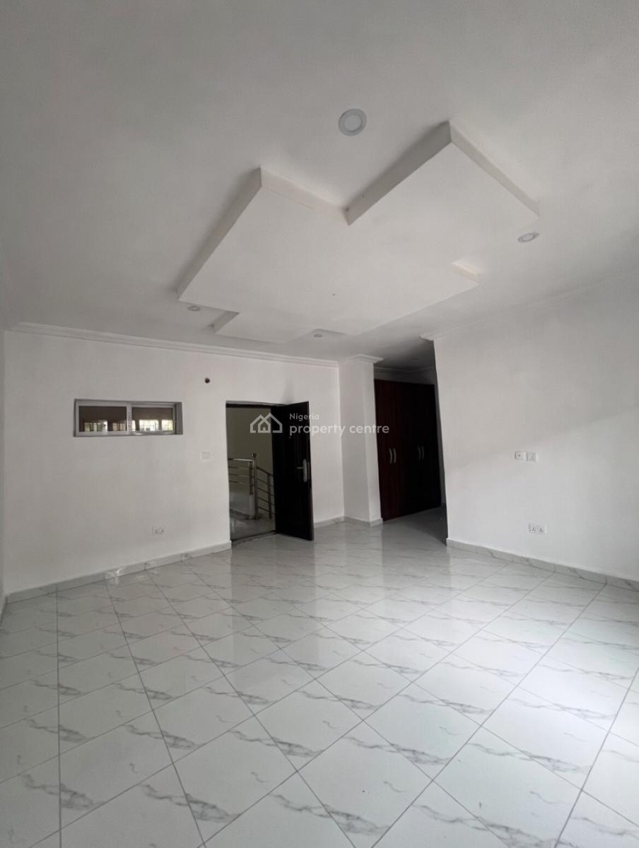 a Well Built 3 Bedroom Duplex, Pepperoni Abraham Adesunya, Lekki Phase 2, Lekki, Lagos, Terraced Duplex for Rent