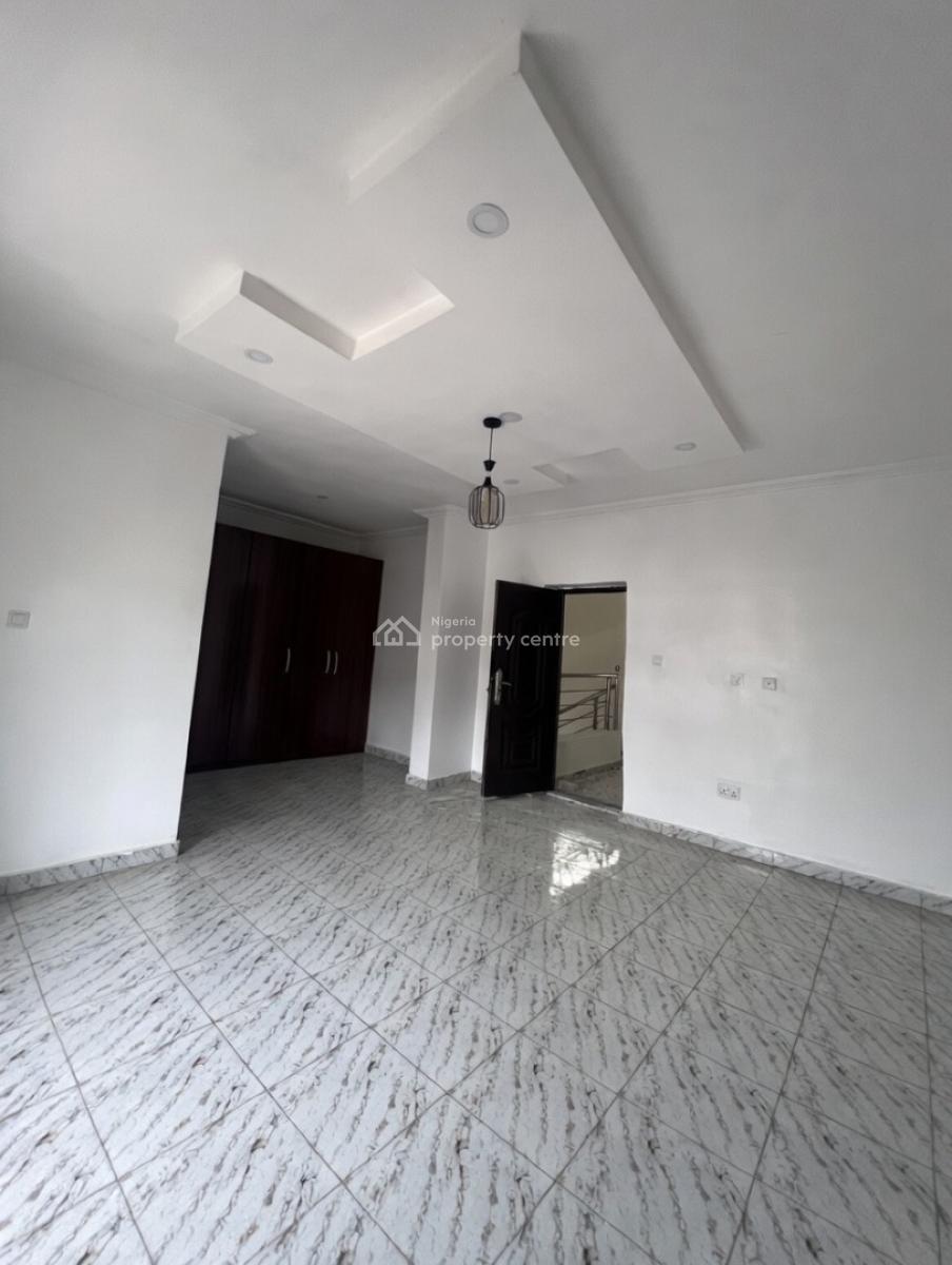 a Well Built 3 Bedroom Duplex, Pepperoni Abraham Adesunya, Lekki Phase 2, Lekki, Lagos, Terraced Duplex for Rent