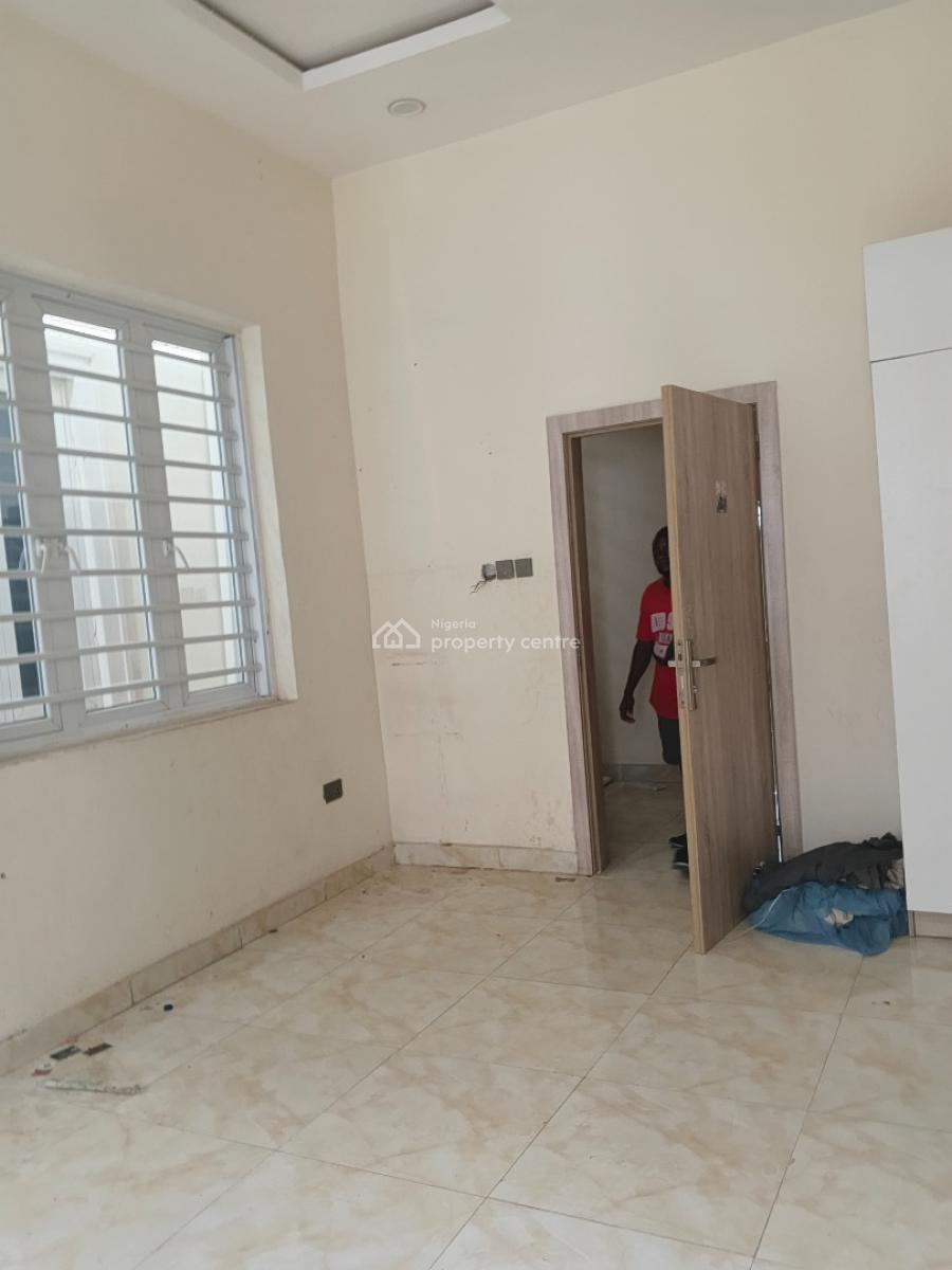 Super Distress 4 Bedroom Terrace Duplex with Premium Finishing, Vgc, Lekki, Lagos, Terraced Duplex for Sale