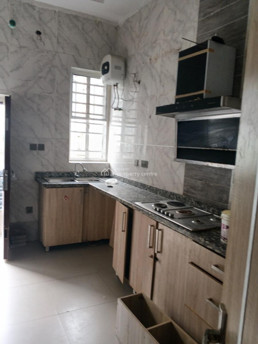 Super Distress 4 Bedroom Terrace Duplex with Premium Finishing, Vgc, Lekki, Lagos, Terraced Duplex for Sale