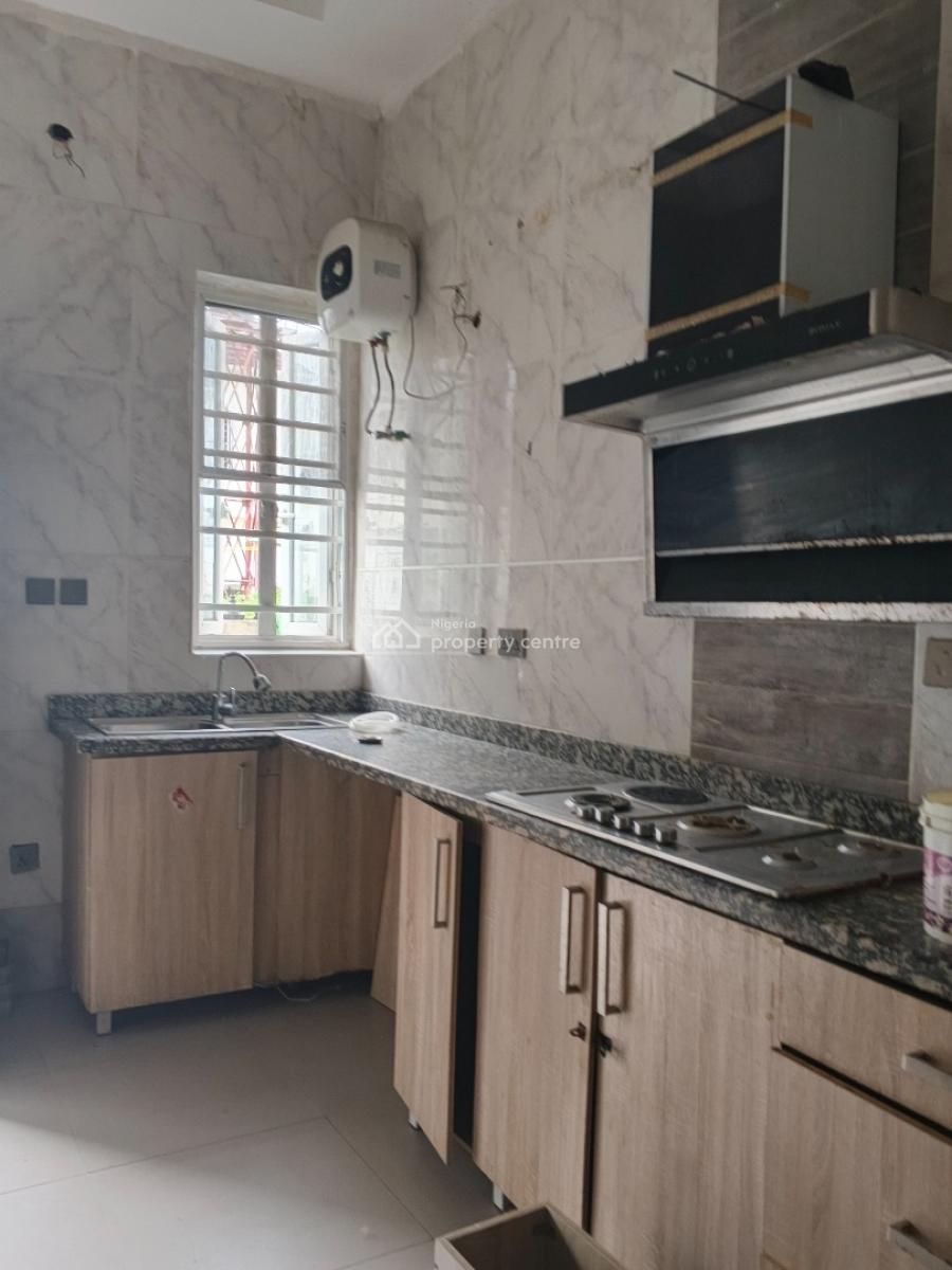 Super Distress 4 Bedroom Terrace Duplex with Premium Finishing, Vgc, Lekki, Lagos, Terraced Duplex for Sale