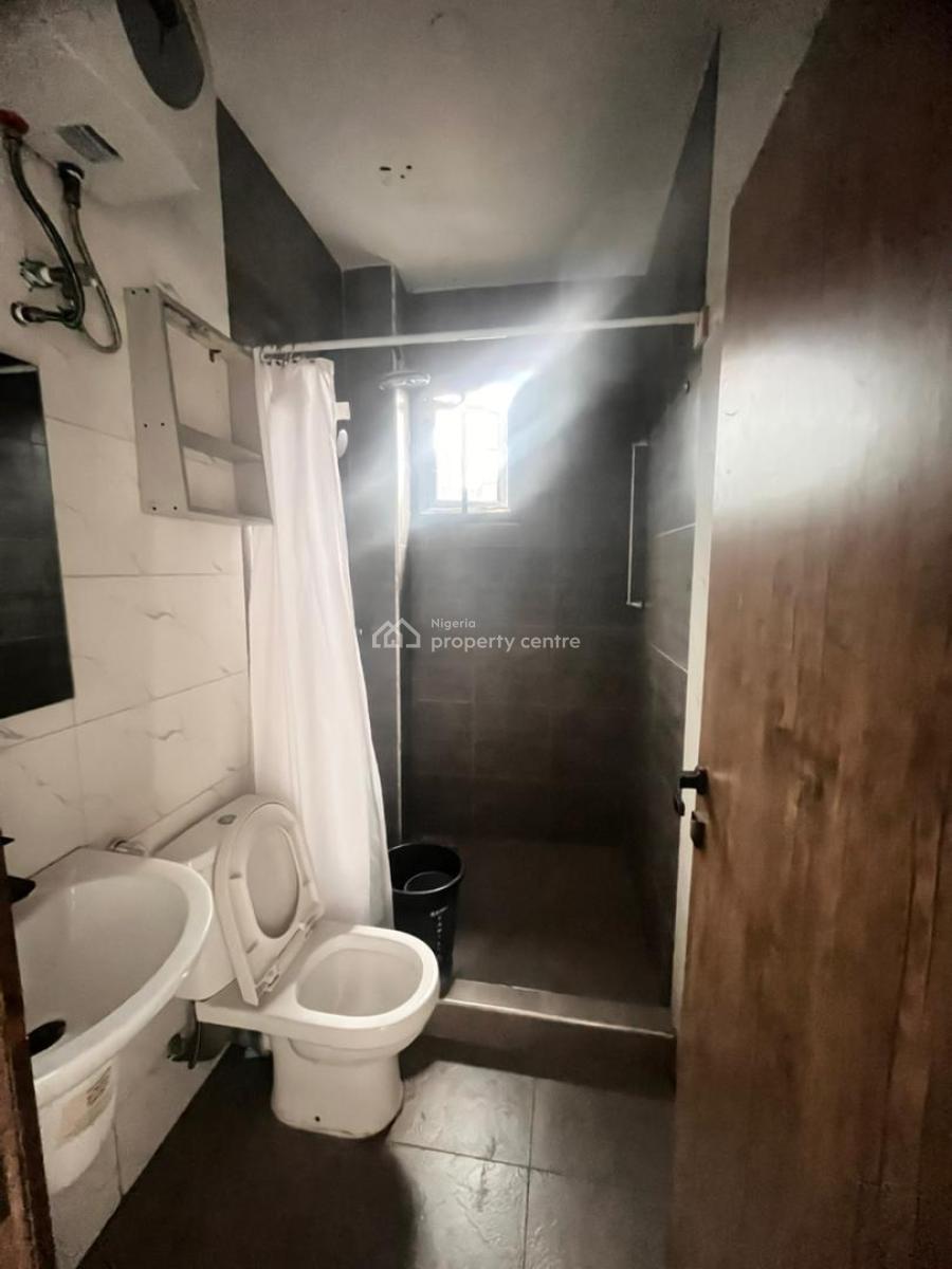 Exquisite Spacious 2 Units of 2 Bedroom Apartment in a Secure Estate, Ologolo, Lekki, Lagos, Flat / Apartment for Rent