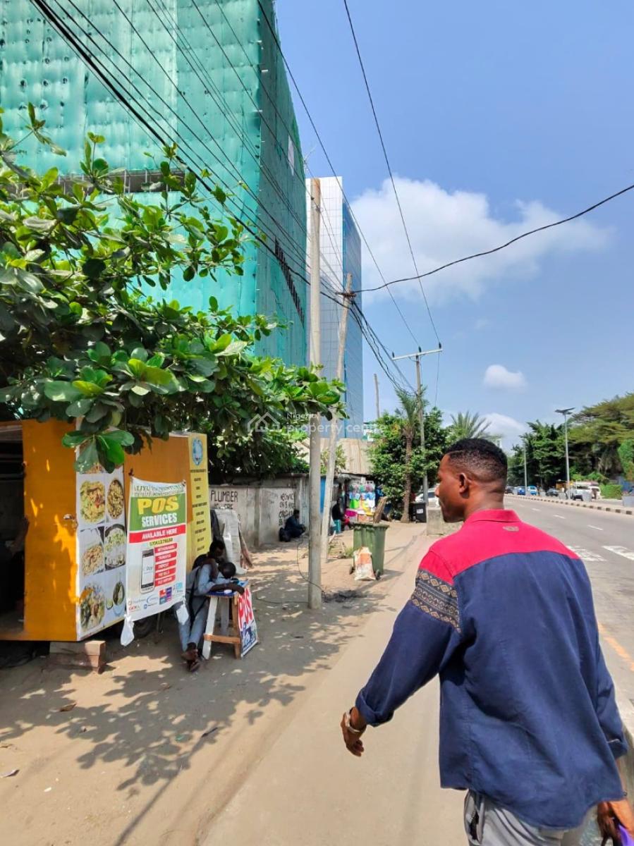 Spacious Commercial Land, Victoria Island (vi), Lagos, Mixed-use Land for Sale