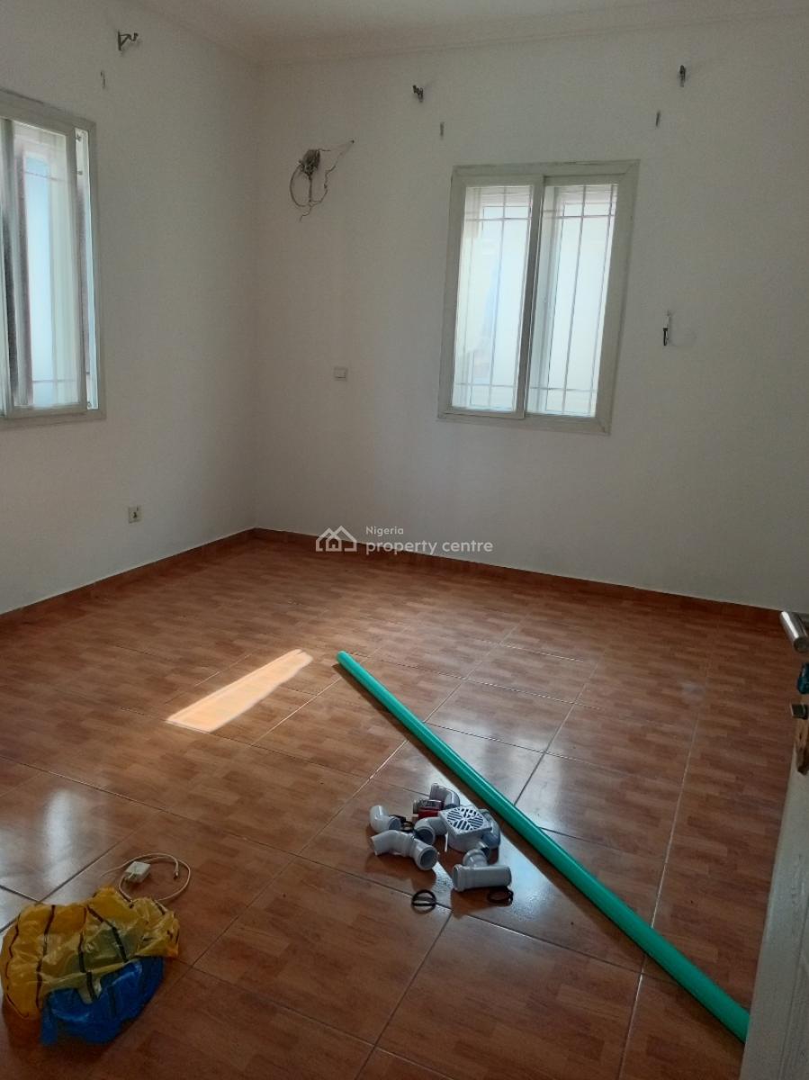 Pay N Move in Mini Flat Upstairs with Balcony Secured Estate No Flood, Agungi, Lekki, Lagos, Mini Flat (room and Parlour) for Rent