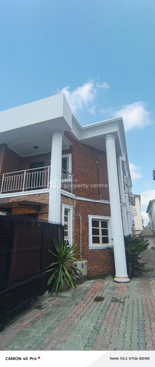 Perfect and Sharp 3 Bedroom Flat Upstairs, By Eternal Filling Station, Idado, Lekki, Lagos, Flat / Apartment for Rent