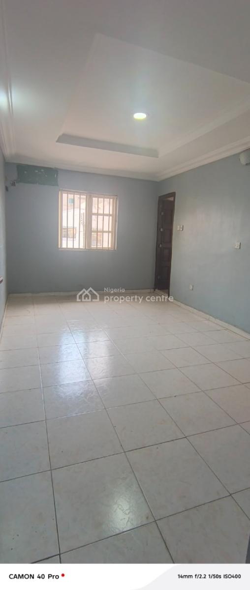Perfect and Sharp 3 Bedroom Flat Upstairs, By Eternal Filling Station, Idado, Lekki, Lagos, Flat / Apartment for Rent