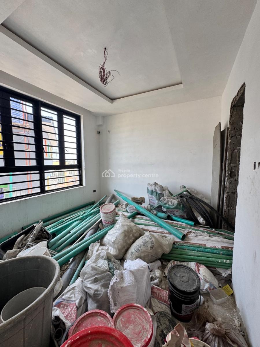 Gorgeously Built 3 Bedroom Apartment Penthouse, Anthony, Maryland, Lagos, Block of Flats for Sale