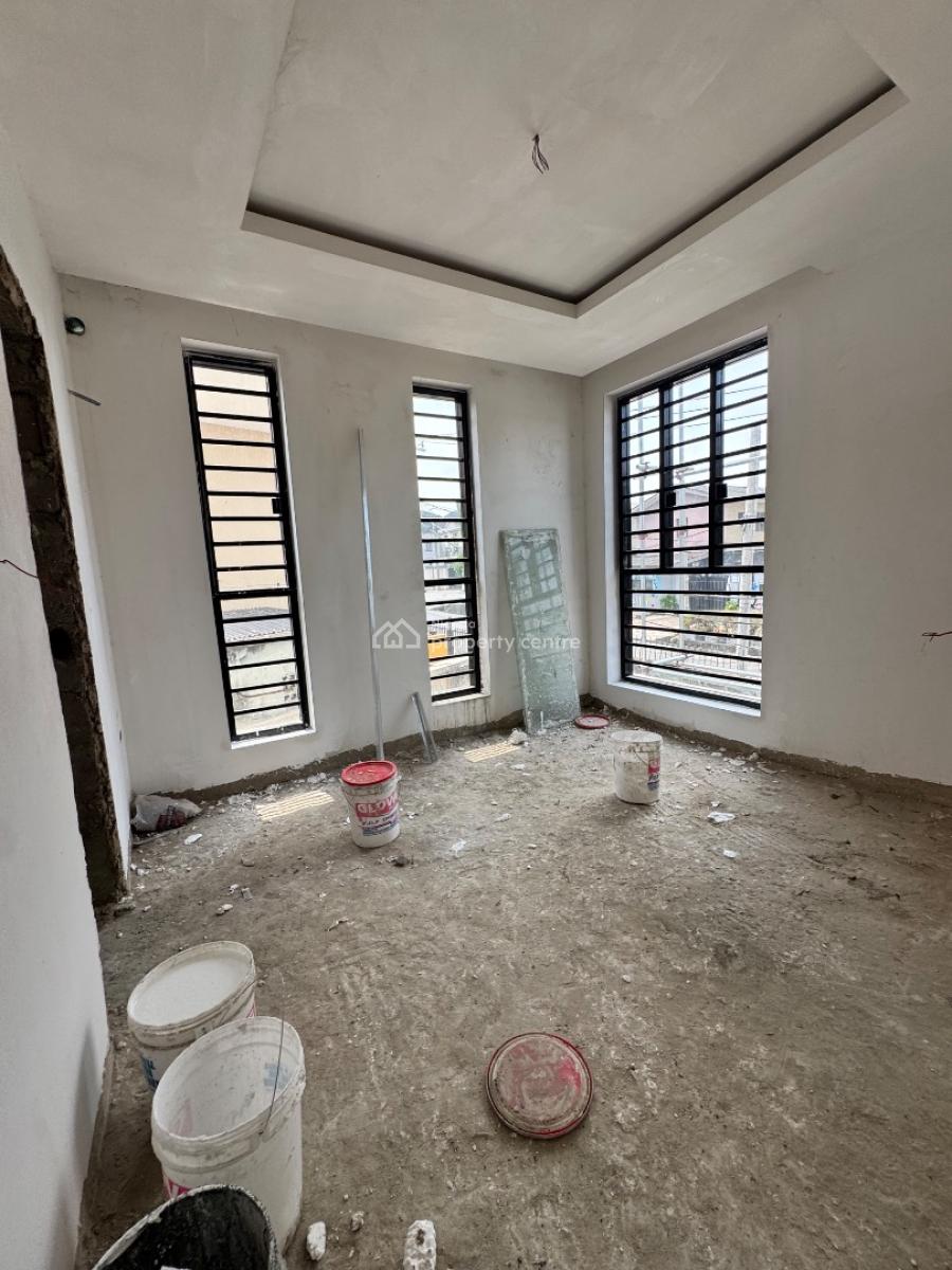 Gorgeously Built 3 Bedroom Apartment Penthouse, Anthony, Maryland, Lagos, Block of Flats for Sale