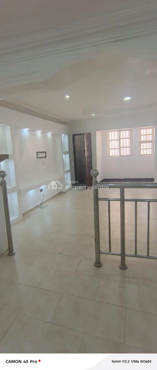 Clean 3 Bedrooms Flat, Close to The Bus-stop, By Eternal Filling Station, Agungi, Lekki, Lagos, Flat / Apartment for Rent