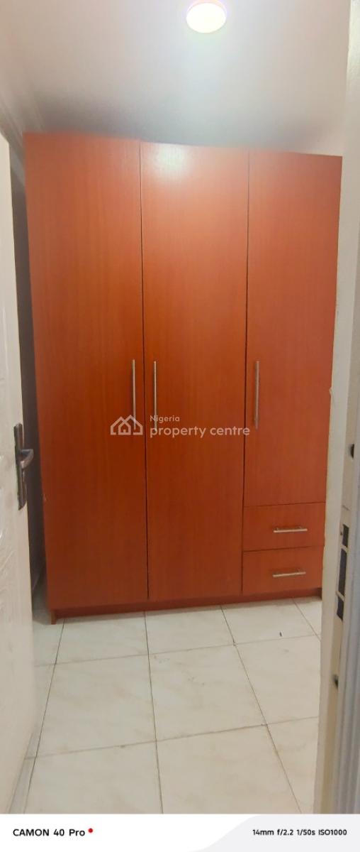 Clean 3 Bedrooms Flat, Close to The Bus-stop, By Eternal Filling Station, Agungi, Lekki, Lagos, Flat / Apartment for Rent