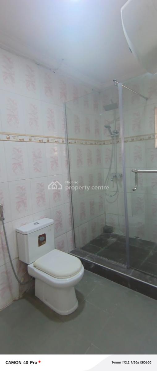 Clean 3 Bedrooms Flat, Close to The Bus-stop, By Eternal Filling Station, Agungi, Lekki, Lagos, Flat / Apartment for Rent