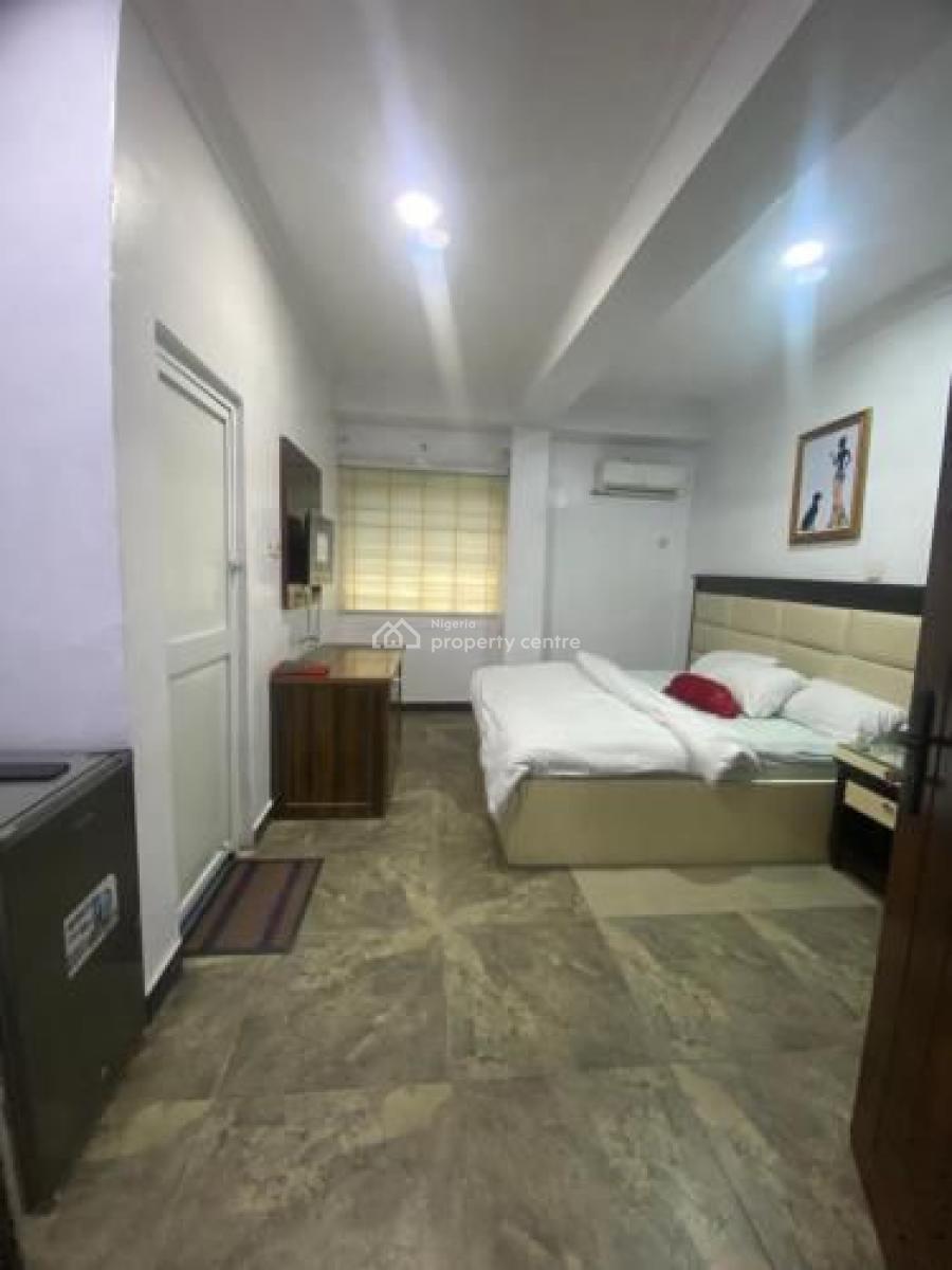 27 Rooms Hotel with Rooftop, Lekki Phase 2, Lekki, Lagos, Hotel / Guest House for Sale