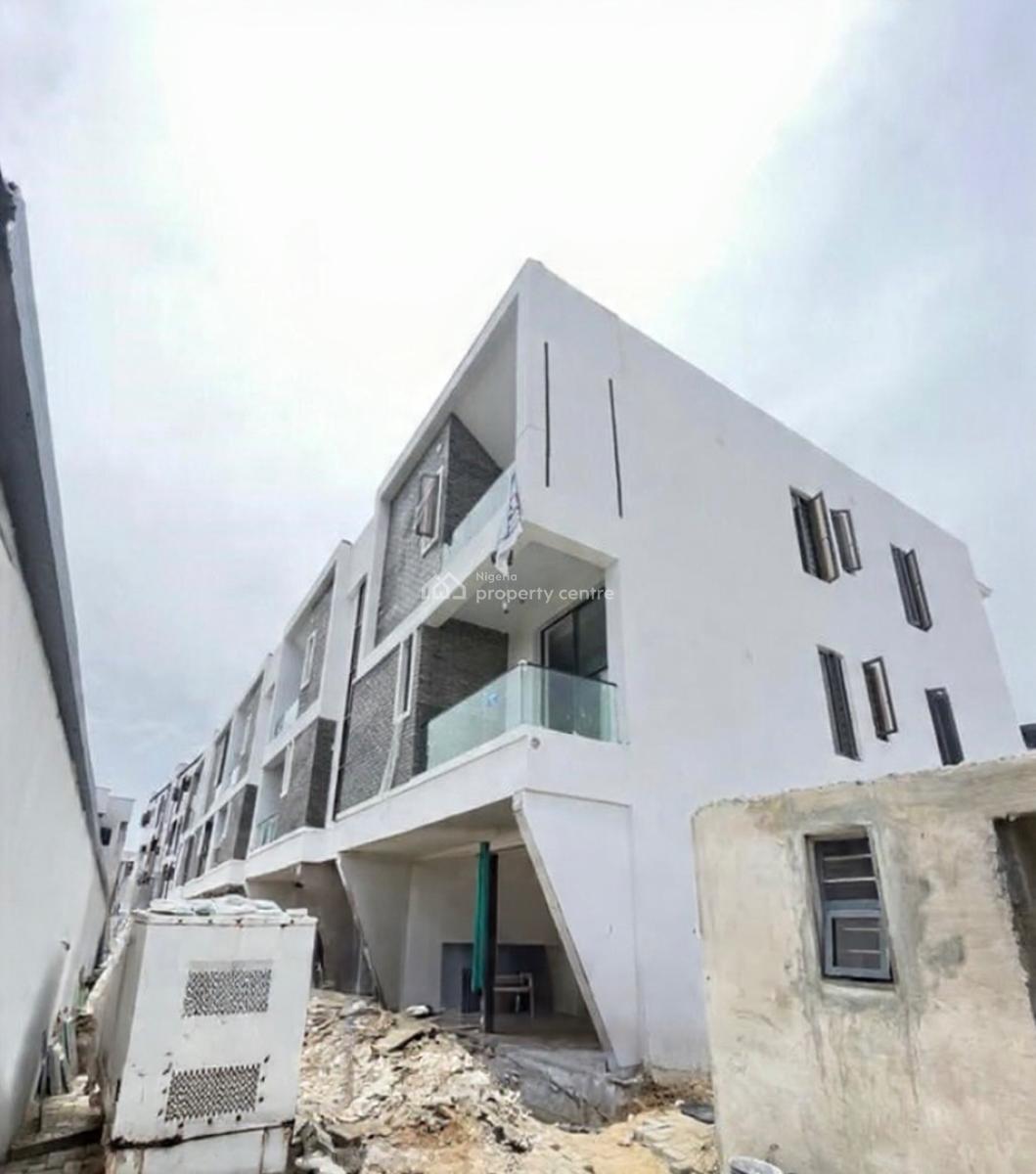Lovely 2 Bedroom Apartment, Ologolo, Ologolo, Lekki, Lagos, Block of Flats for Sale