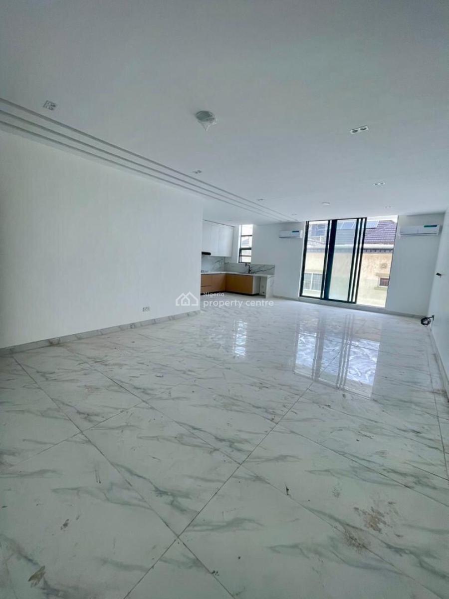 Decently Finished Luxury 1 Bedroom Apartment, Lekki Phase 1, Lekki, Lagos, Mini Flat (room and Parlour) for Sale