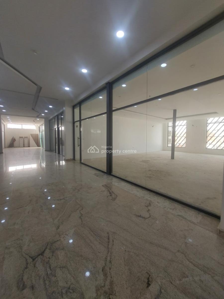 96sqm 1st Floor, New Urban Shelter Mall, Guzape District, Abuja, Plaza / Complex / Mall for Rent