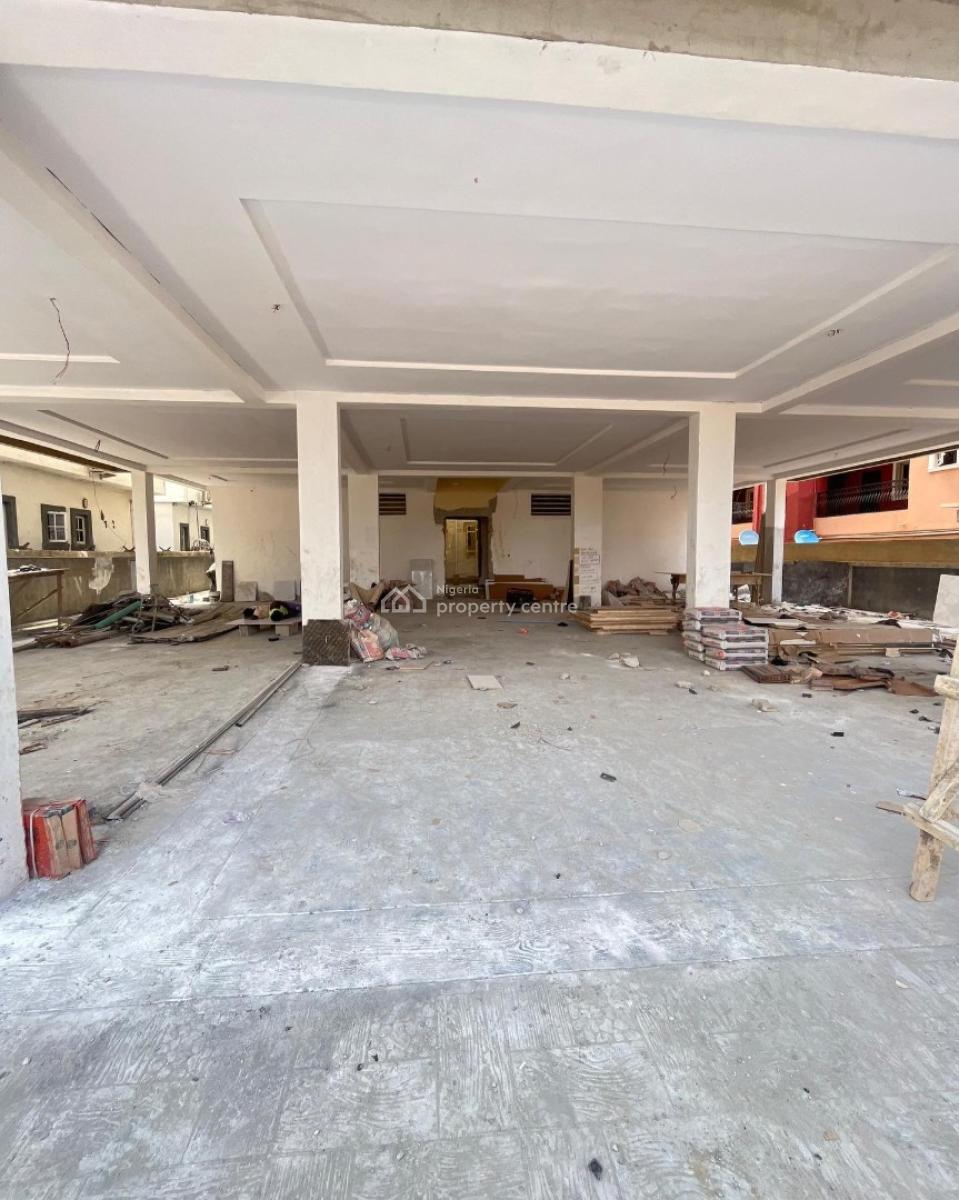 Lovely 2 Bedroom Apartment with Bq, Ologolo, Ologolo, Lekki, Lagos, Block of Flats for Sale