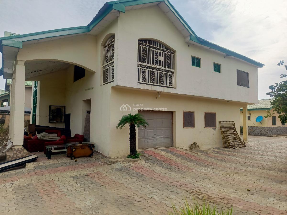 Specious 5 Bedrooms Fully Detached Duplex with 2 Bedsroom +  Self-contain, Main By Galadima Gate, Gwarinpa, Abuja, Detached Duplex for Rent