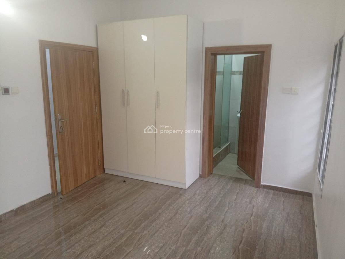 Well Built 2 Bedroom Apartment with Bq, Old Ikoyi, Ikoyi, Lagos, Flat / Apartment for Rent
