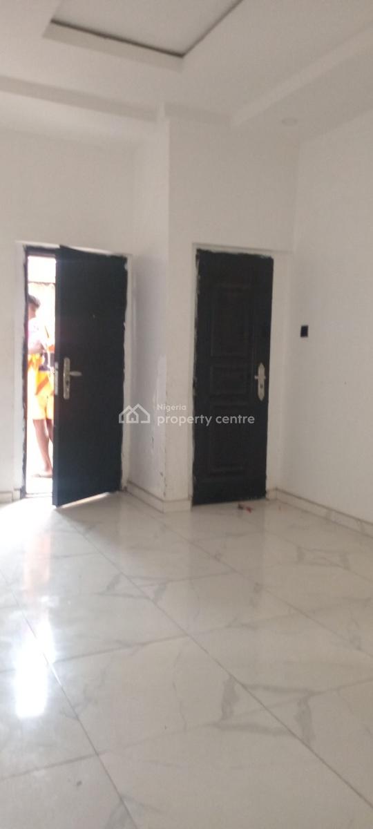 2 Bedroom Apartment, Off Mobil Road, Ilaje, Ajah, Lagos, Flat / Apartment for Rent