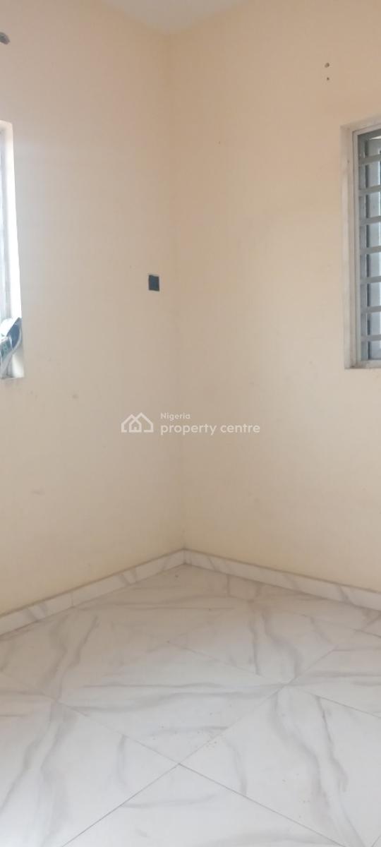 2 Bedroom Apartment, Off Mobil Road, Ilaje, Ajah, Lagos, Flat / Apartment for Rent