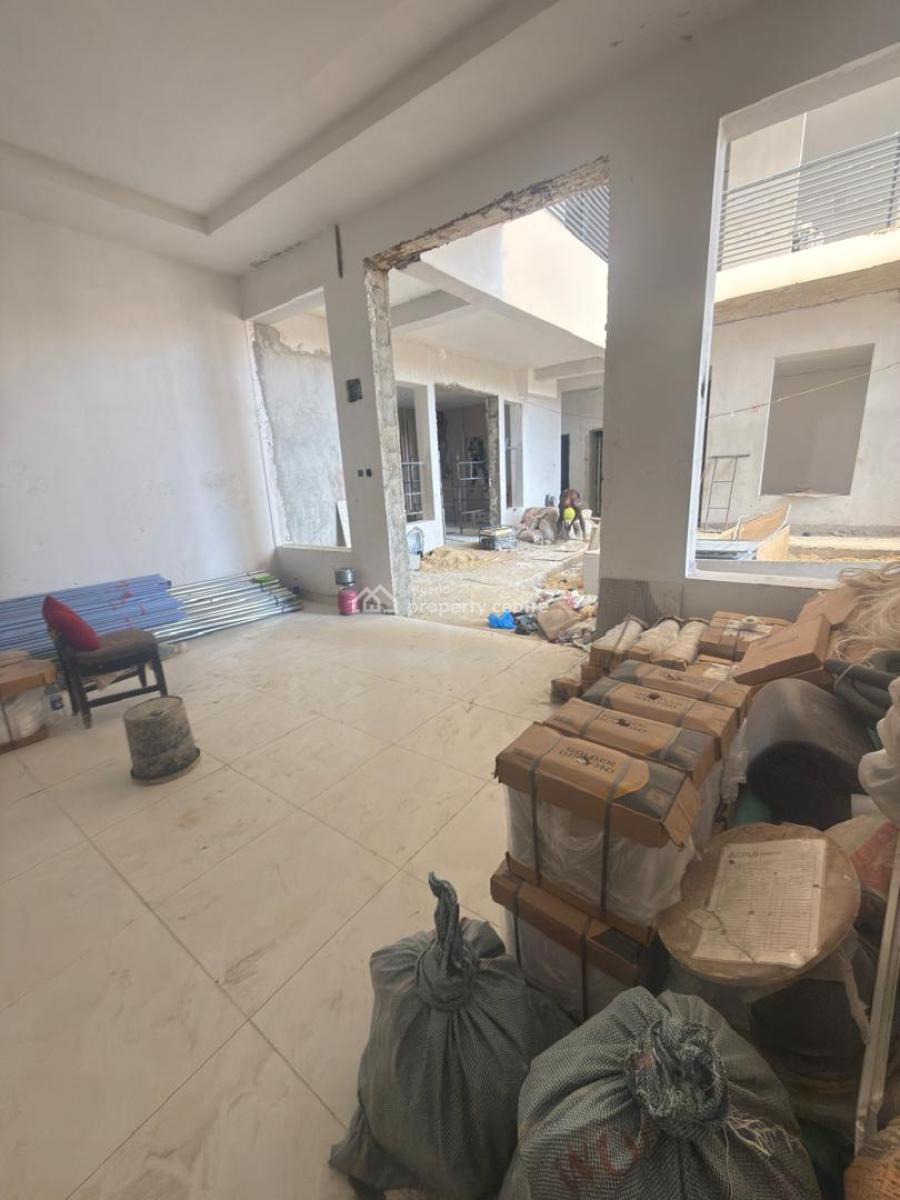 Commercial Space - Ground Floor, Lekki Phase 1, Lekki, Lagos, Commercial Property for Rent