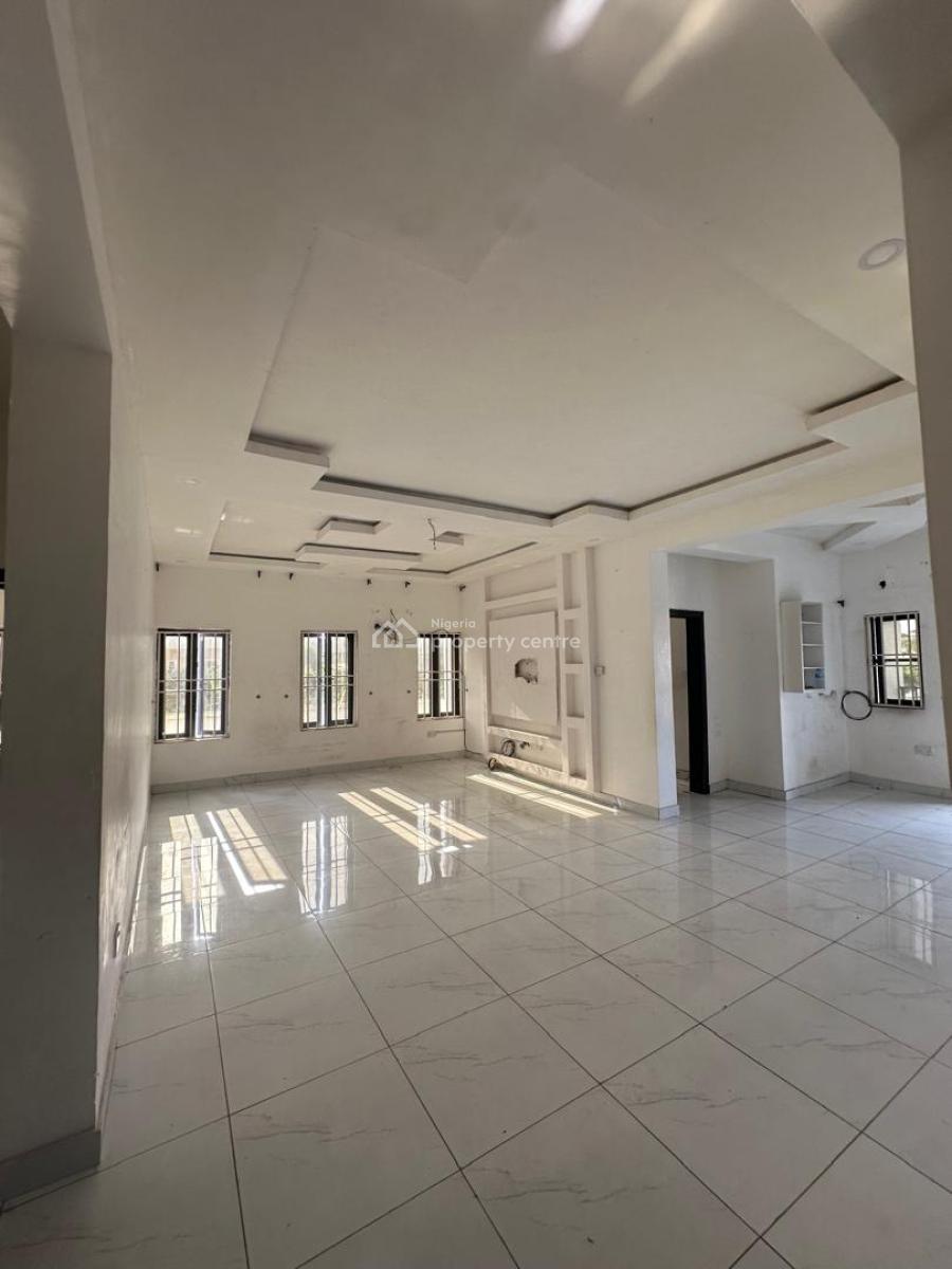 Relatively New 3 Bedroom Flat, Gbagada, Lagos, Flat / Apartment for Rent