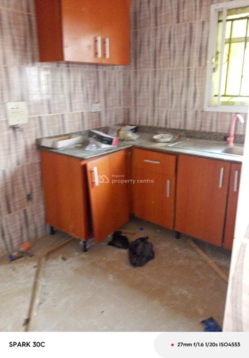 Renovated 2 Bedroom Flat, Mobil Road, Ilaje, Ajah, Lagos, Flat / Apartment for Rent