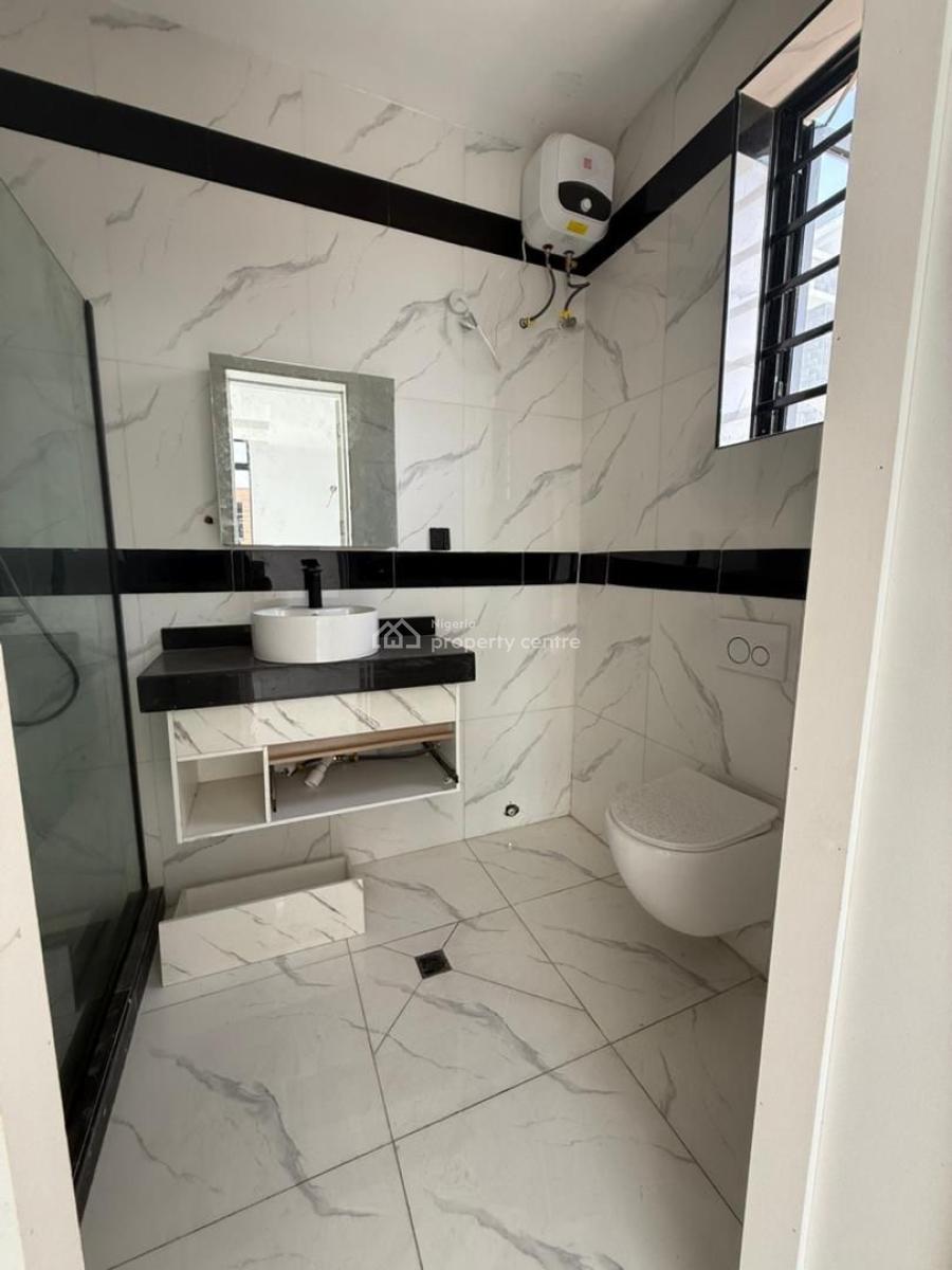 Luxury 2 Bedroom Apartment, Lekki Phase 1, Lekki, Lagos, Flat / Apartment for Sale