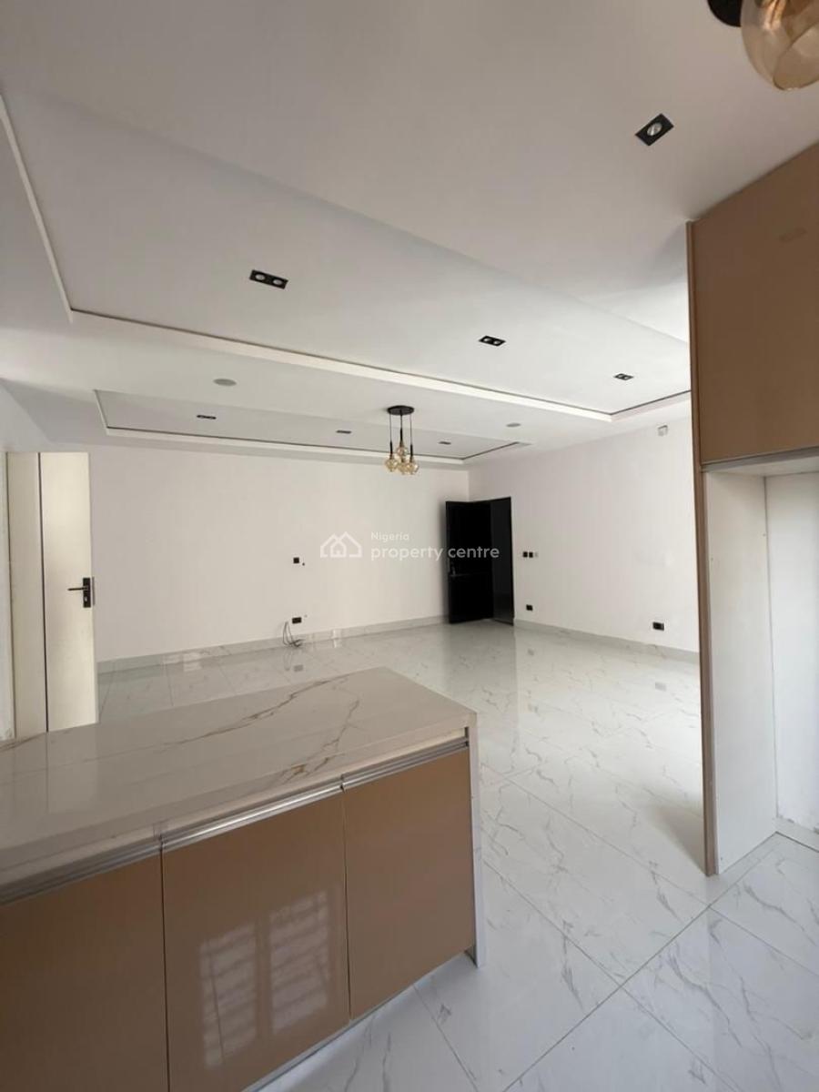 Luxury 2 Bedroom Apartment, Lekki Phase 1, Lekki, Lagos, Flat / Apartment for Sale