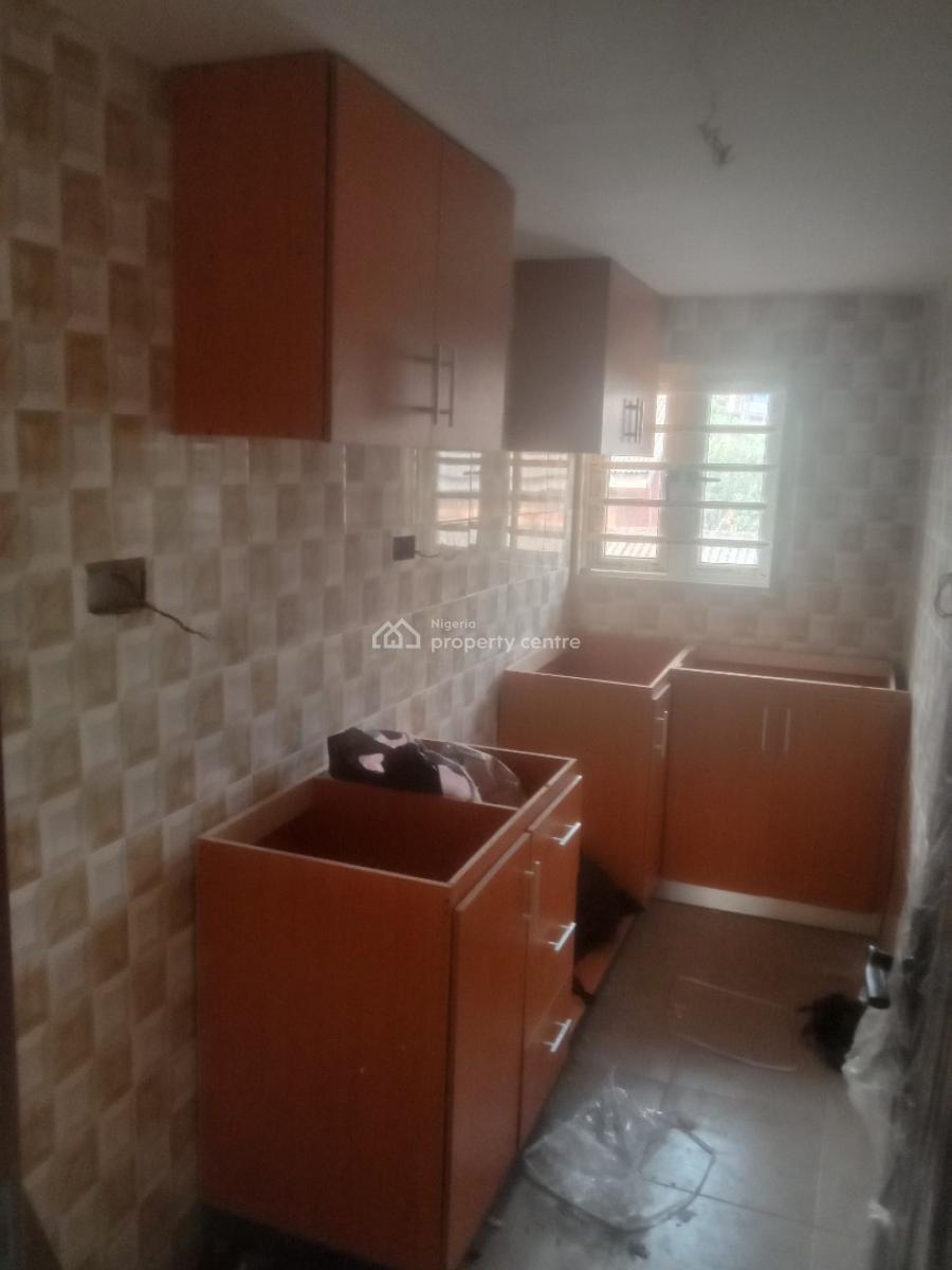 Exquisitely Built 2 Bedroom Flat, Ojodu, Ojodu, Lagos, Flat / Apartment for Rent