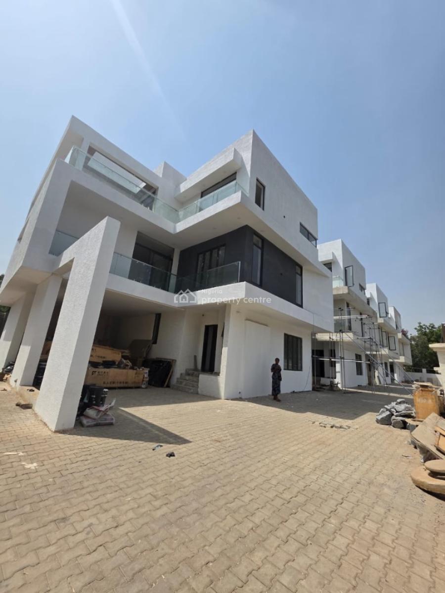 Where Luxury Meets Simplicity -- a Bold Modern Statement, Maitama District, Abuja, Terraced Duplex for Sale