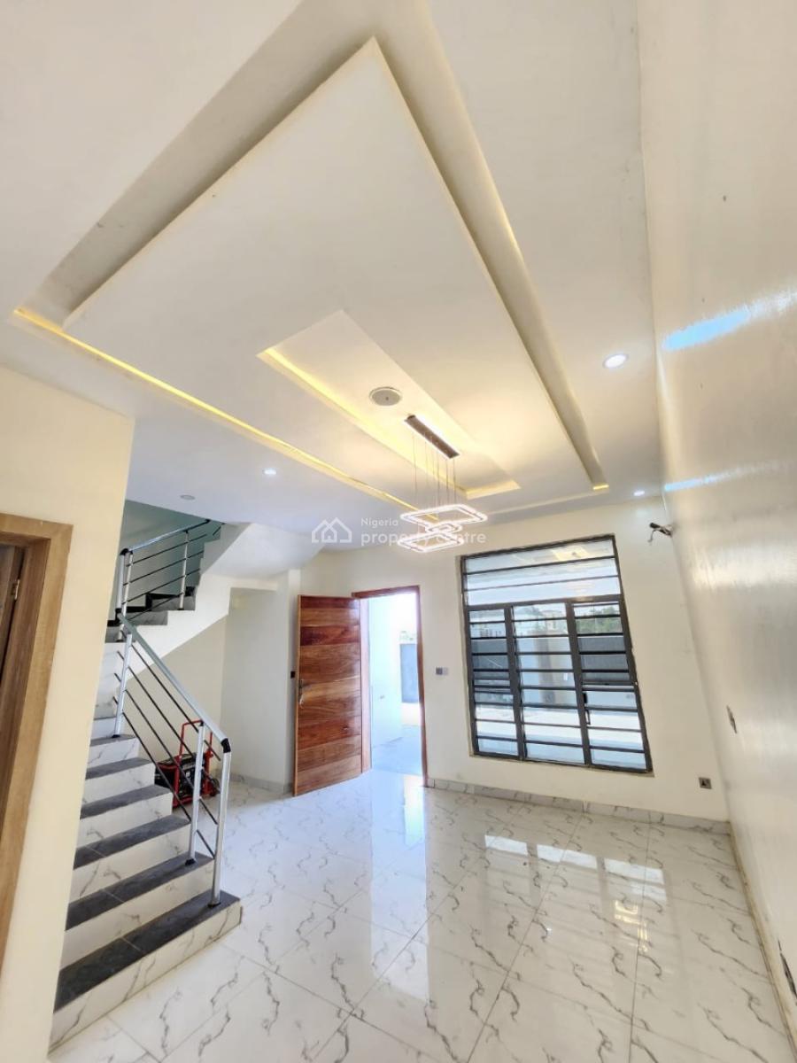3 Bedrooms, Lekki, Lagos, Semi-detached Duplex for Sale