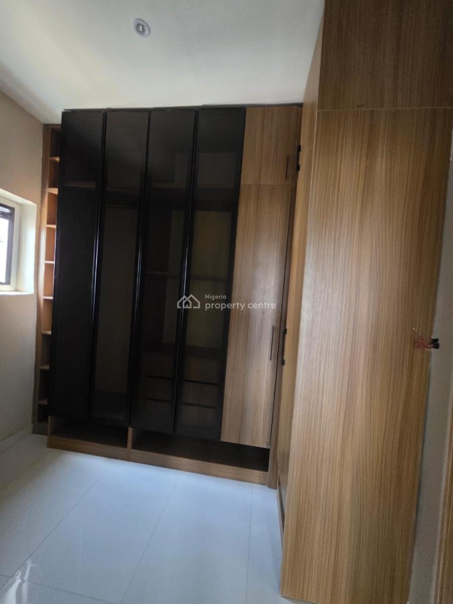 Exquisite Modern Residence in a Fully Secured Estate, Jahi, Abuja, Detached Duplex for Sale