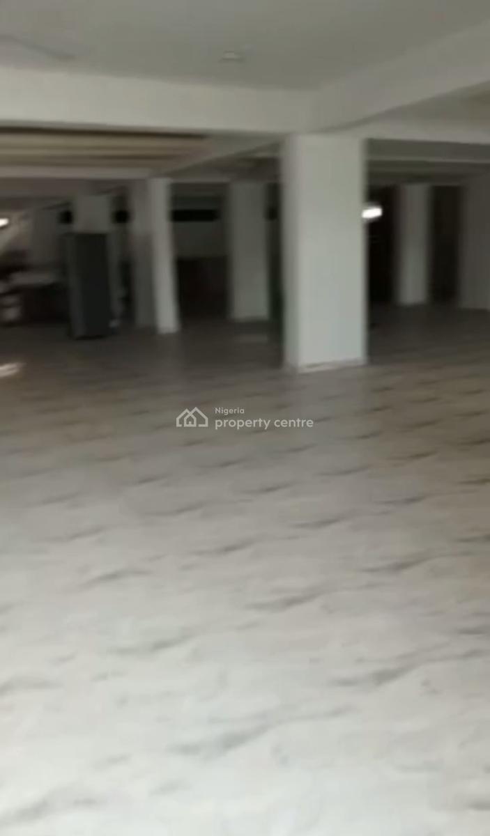 Lease: Massively Spacious Standard Warehouse, Mabushi, Abuja, Warehouse for Rent