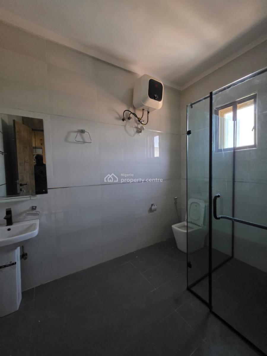 -	exquisite Modern Residence in a Fully Secured Estate, Jahi, Jahi, Abuja, Terraced Duplex for Sale