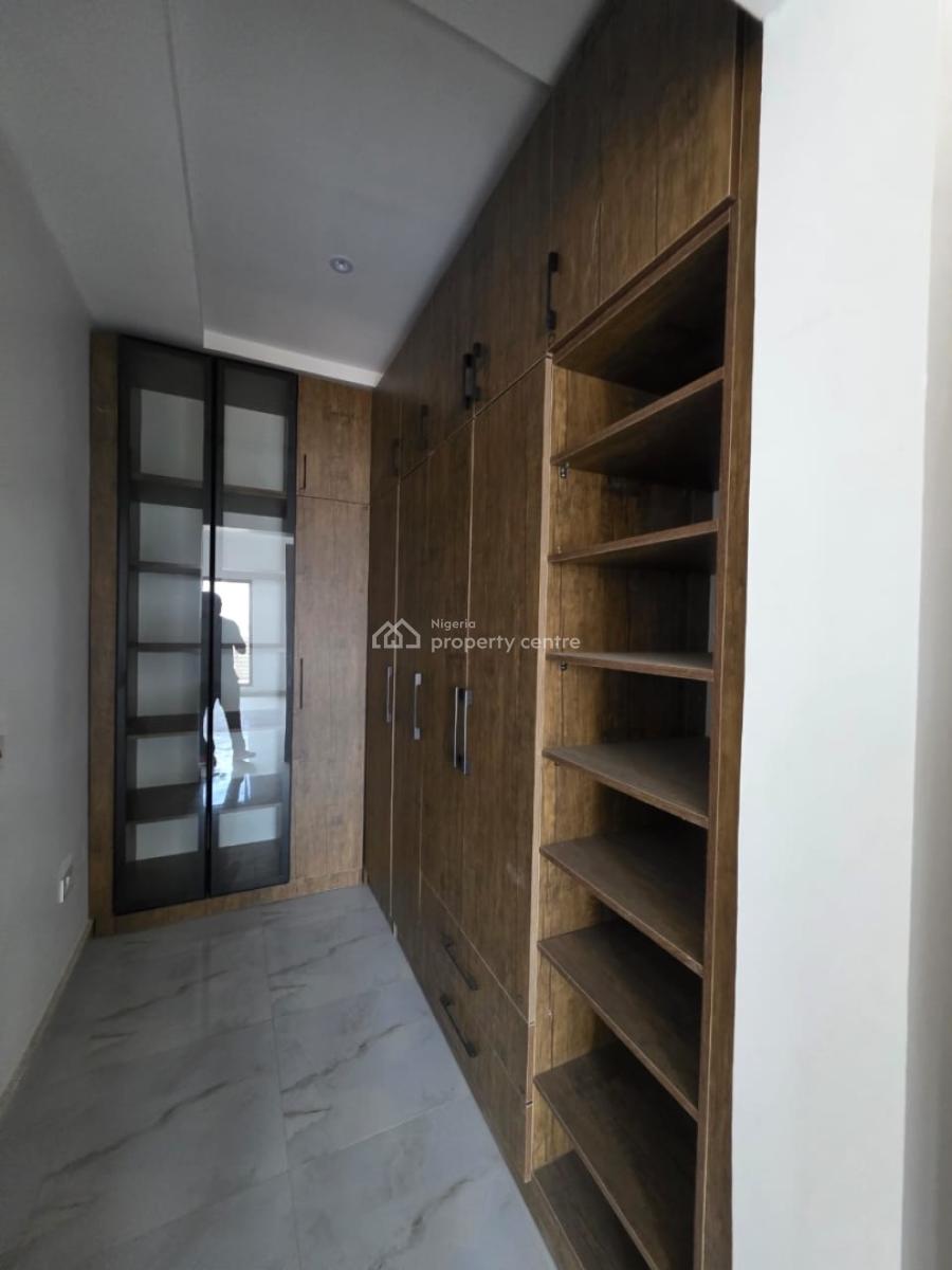 -	exquisite Modern Residence in a Fully Secured Estate, Jahi, Jahi, Abuja, Terraced Duplex for Sale