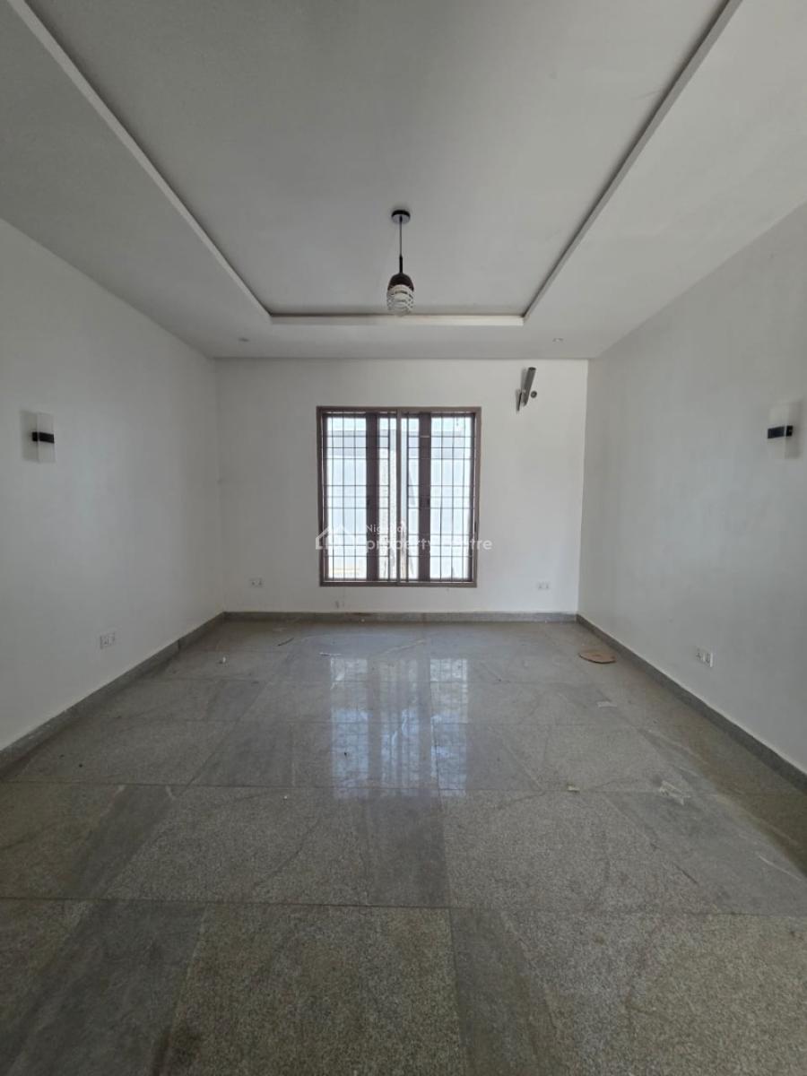 -	exquisite Modern Residence in a Fully Secured Estate, Jahi, Jahi, Abuja, Terraced Duplex for Sale