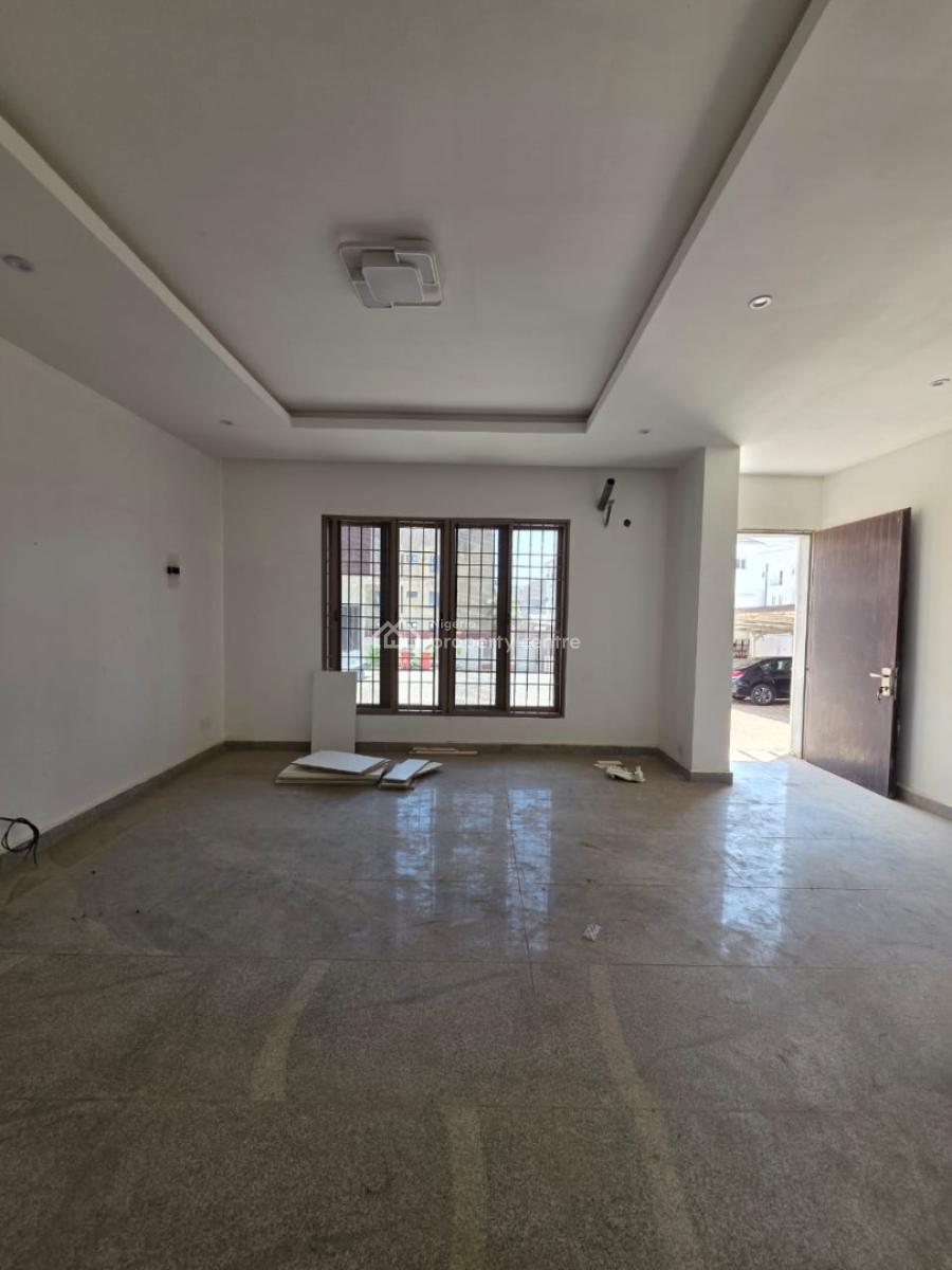 -	exquisite Modern Residence in a Fully Secured Estate, Jahi, Jahi, Abuja, Terraced Duplex for Sale