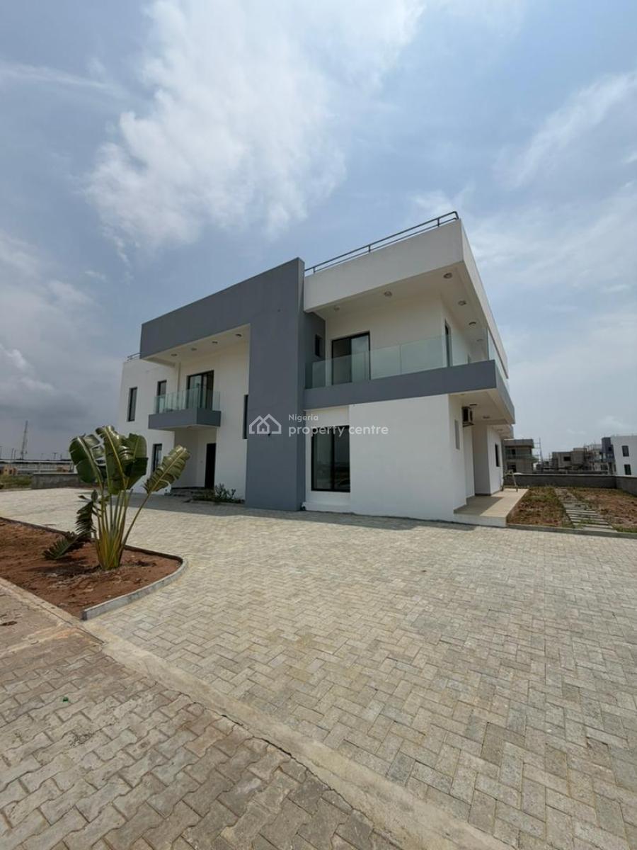 Contemporary Masterpiece with Sleek Finishes and Prime Location, Lekki Phase 1, Lekki, Lagos, Detached Duplex for Rent