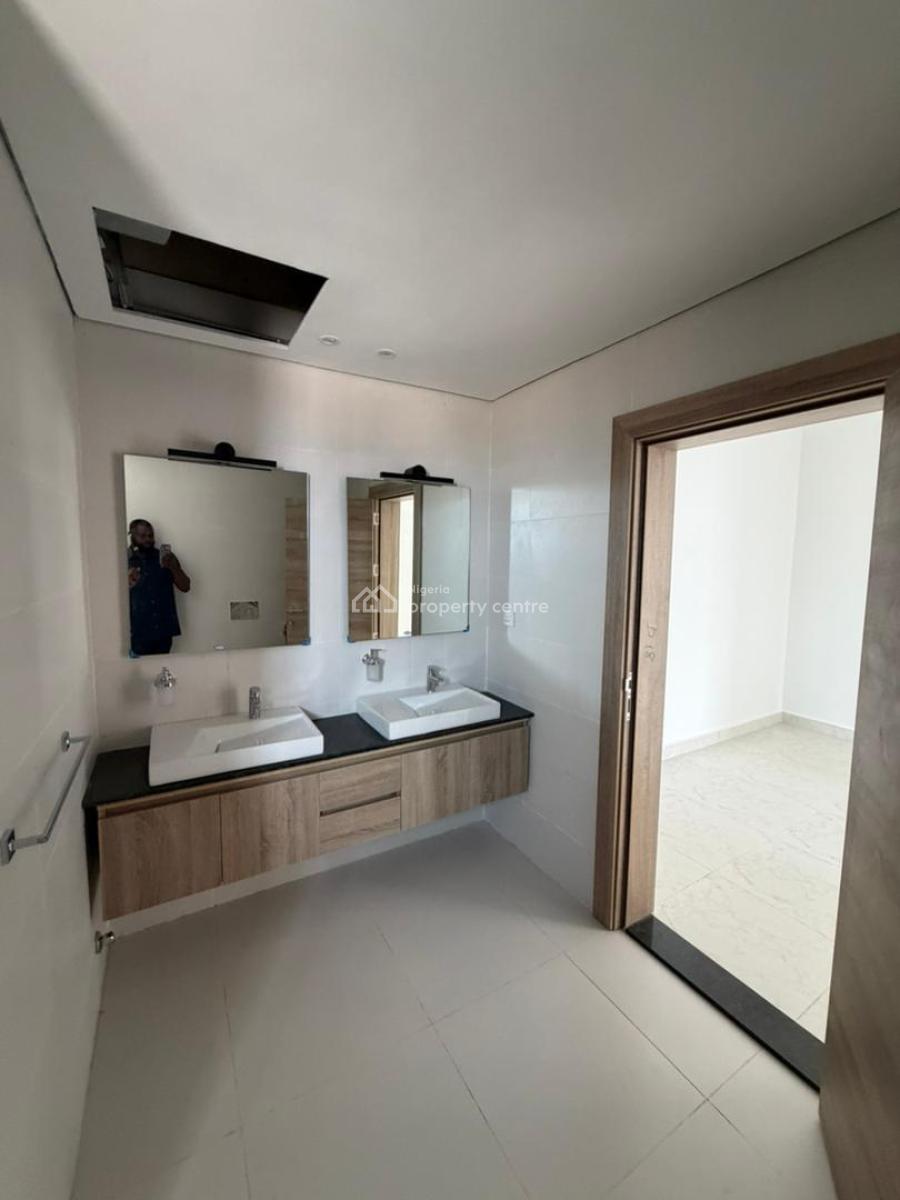 Contemporary Masterpiece with Sleek Finishes and Prime Location, Lekki Phase 1, Lekki, Lagos, Detached Duplex for Rent