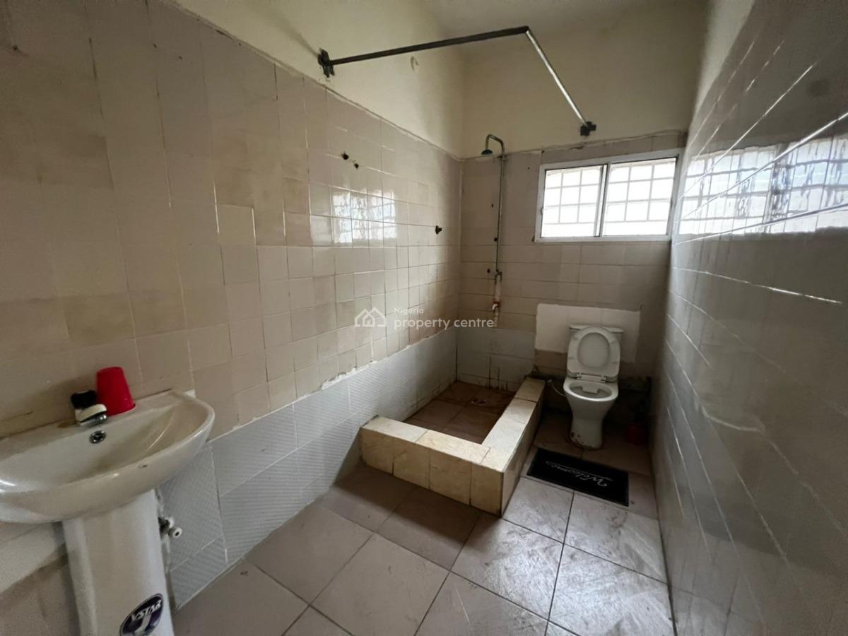 Decent Block of 8 Apartments, Gbagada, Lagos, Block of Flats for Sale