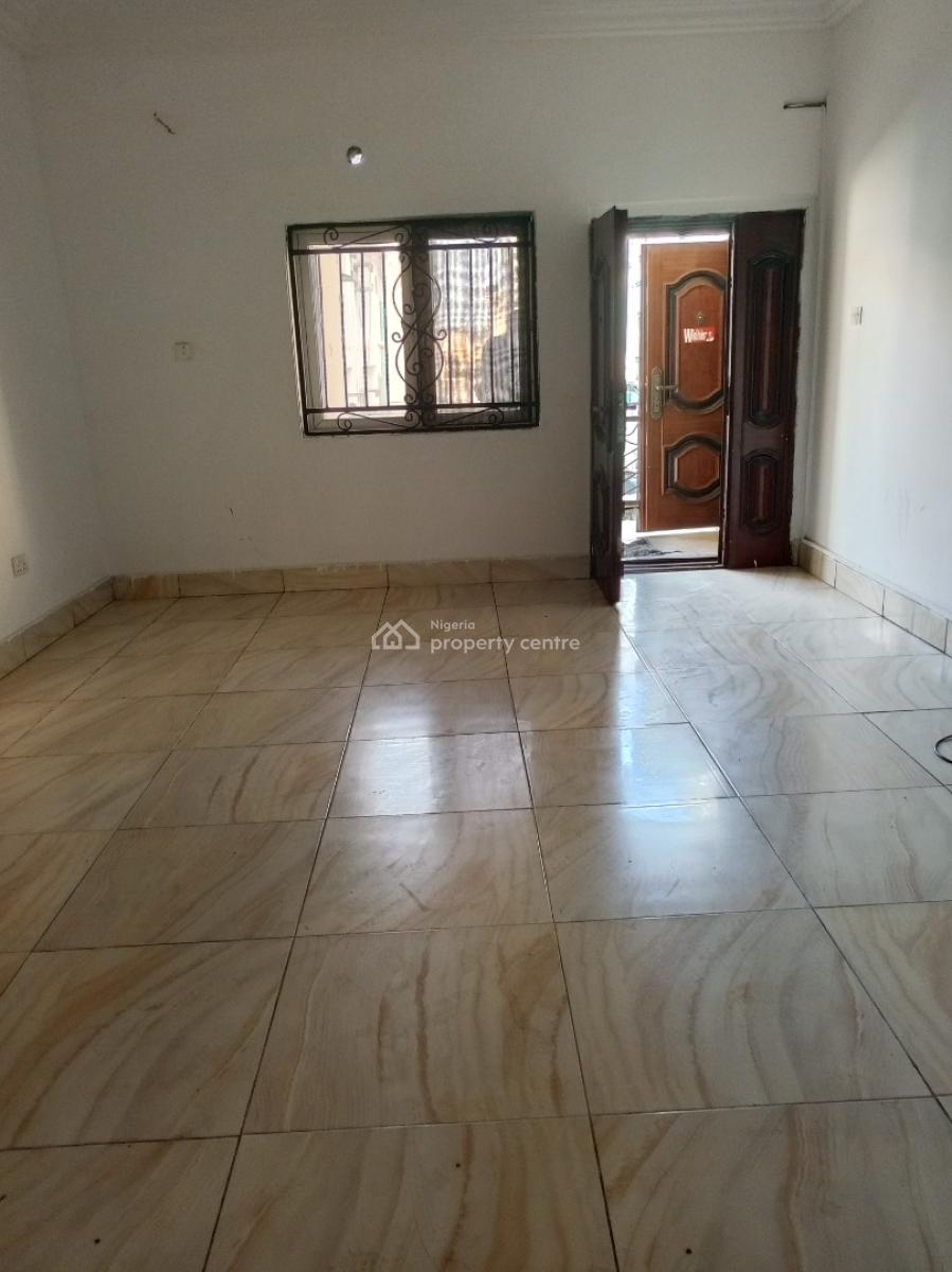 Spacious 3 Bedroom with Dinning First Floor Bring Your Generator, Agungi, Lekki, Lagos, Flat / Apartment for Rent